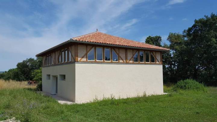 Installation et nettoyage couverture Auch